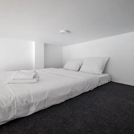 Wola Chic With Mezzanine By Bookinghost Apartamento Varsovia